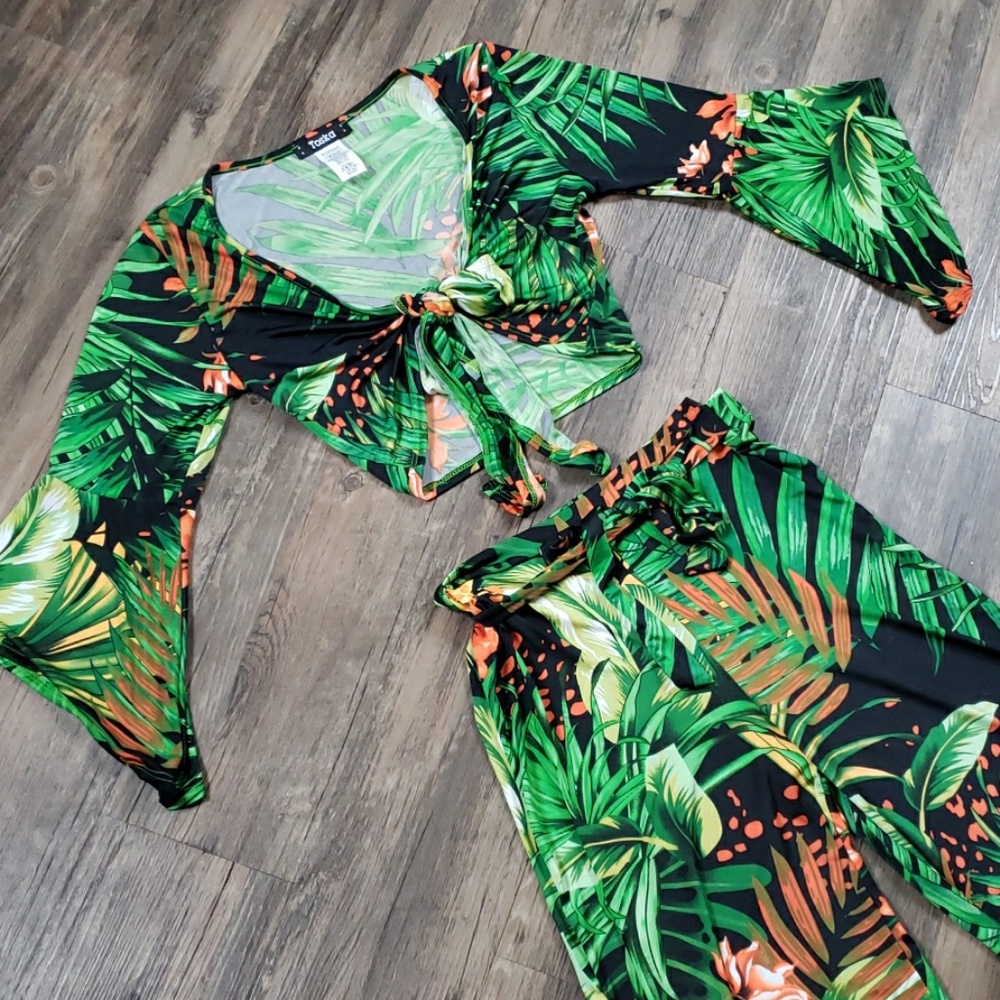 2 piece set .